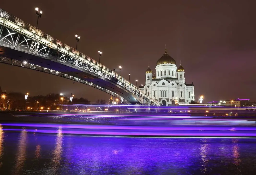 Візьміть в оренду туристичний намет погодинно - після тест-драйву, зі страховкою